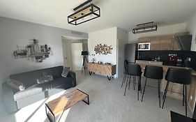 Superbe Appartement Neuf Aucalme