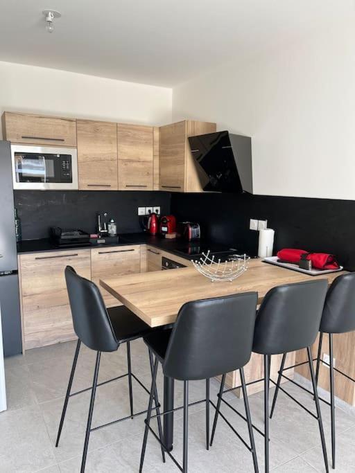 Superbe Appartement Neuf Aucalme Saint-Mandrier-sur-Mer Extérieur photo